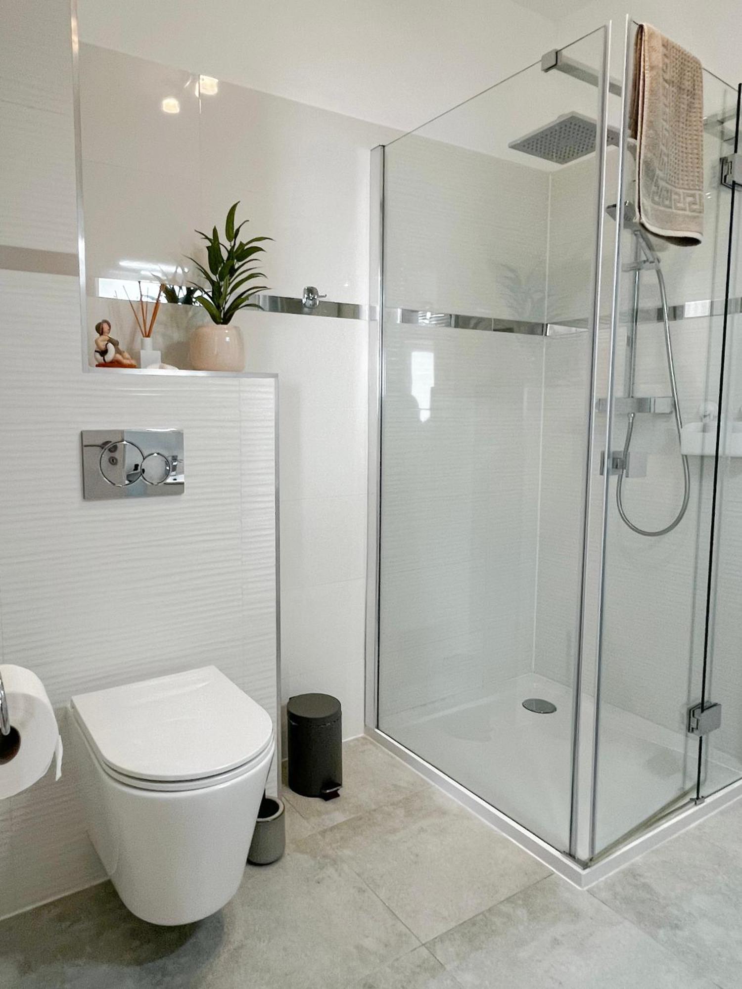Napsugar Apartman Кестели Екстериор снимка
